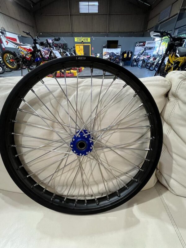 21" Black Rim / Blue Hub SurRon LBX Front Wheel