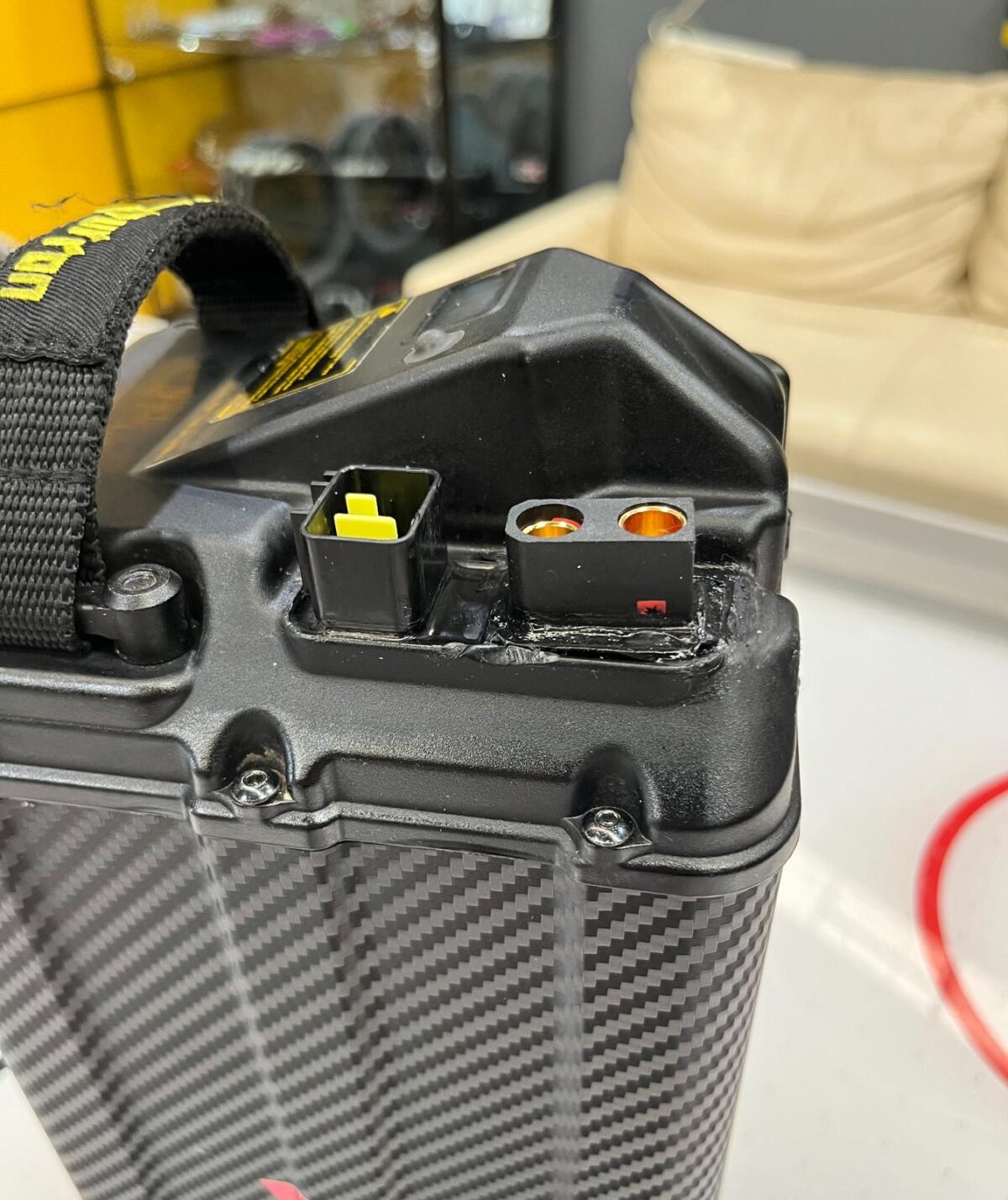 SurRon Light Bee 60v Bypassed OEM Battery with QS8 Plug and Harness