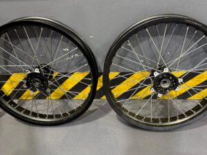Ultra Bee 19" Fat Wheel 2.15" Rims